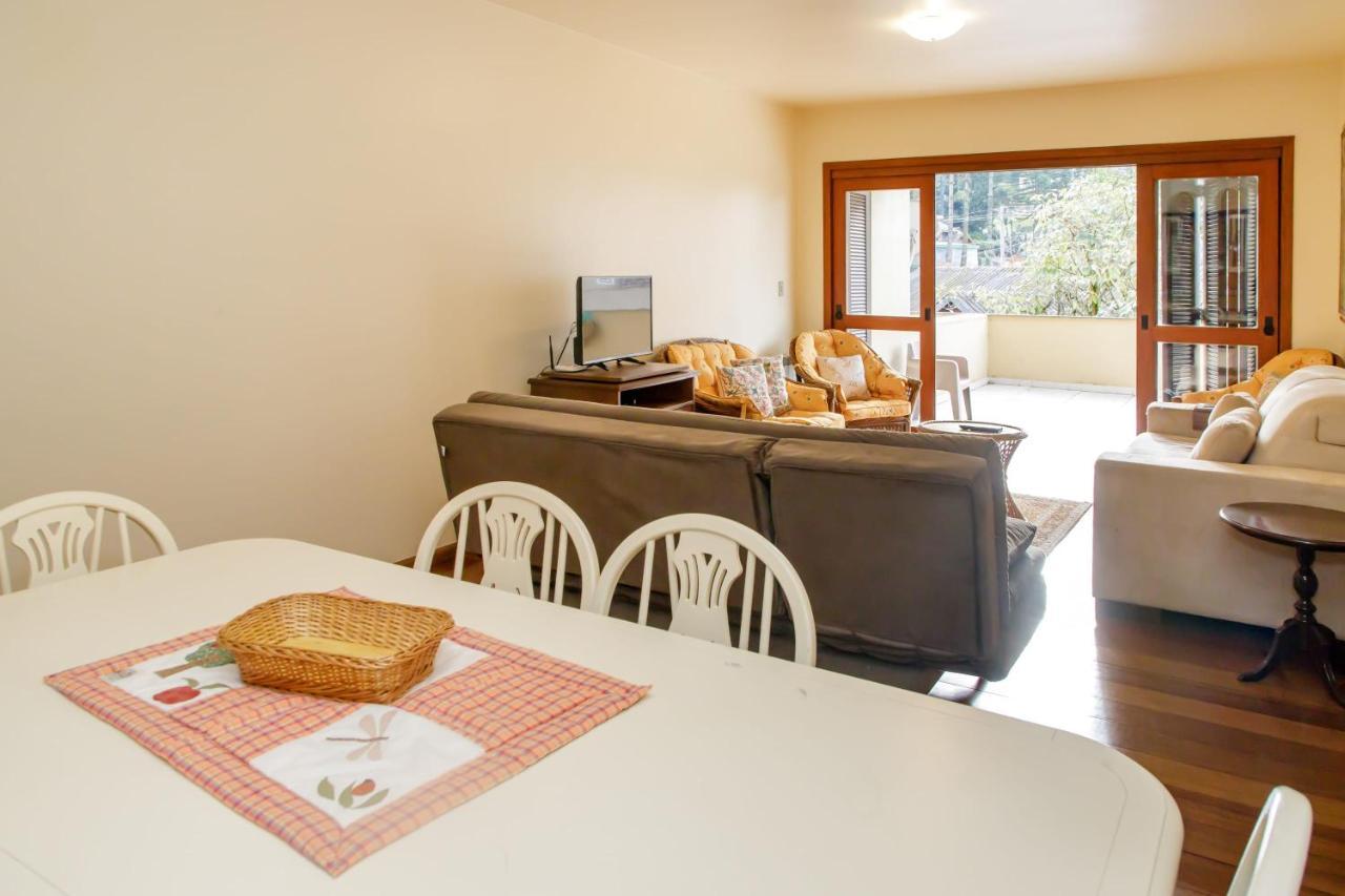 Apartamento Amplo E Aconchegante Na Av Das Hortencias No Centro De Gramado Dış mekan fotoğraf